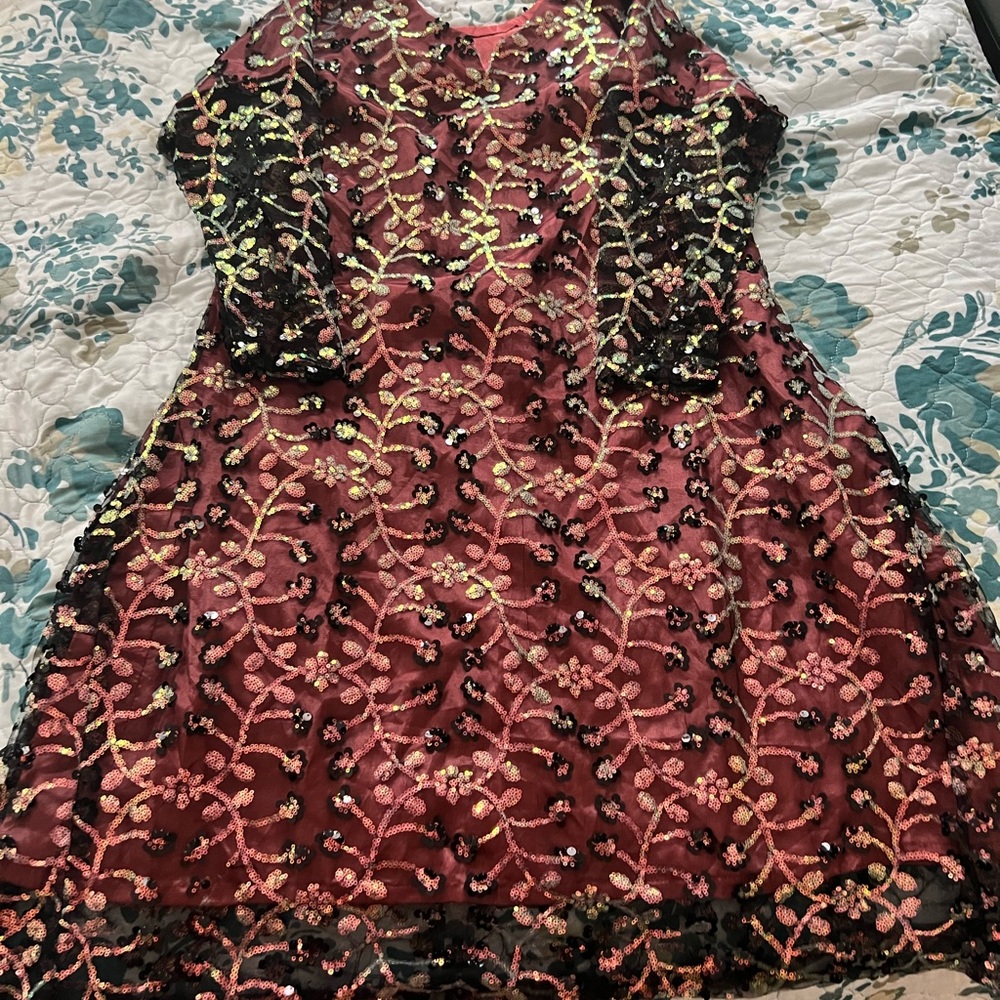 New Wom or girl medium size party top shirt